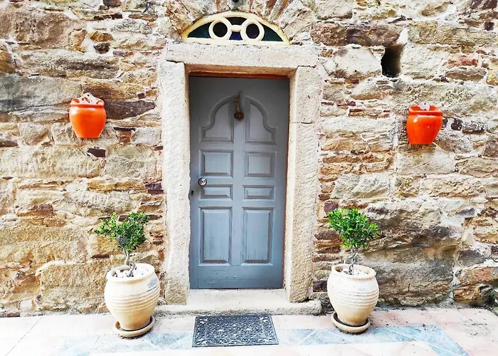 Villa Spiti Elaionas